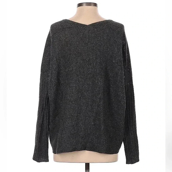 BCBGMAXAZRIA | Charcoal Grey Wool & Cashmere Blend Sweater Size S Small - Picture 2 of 8